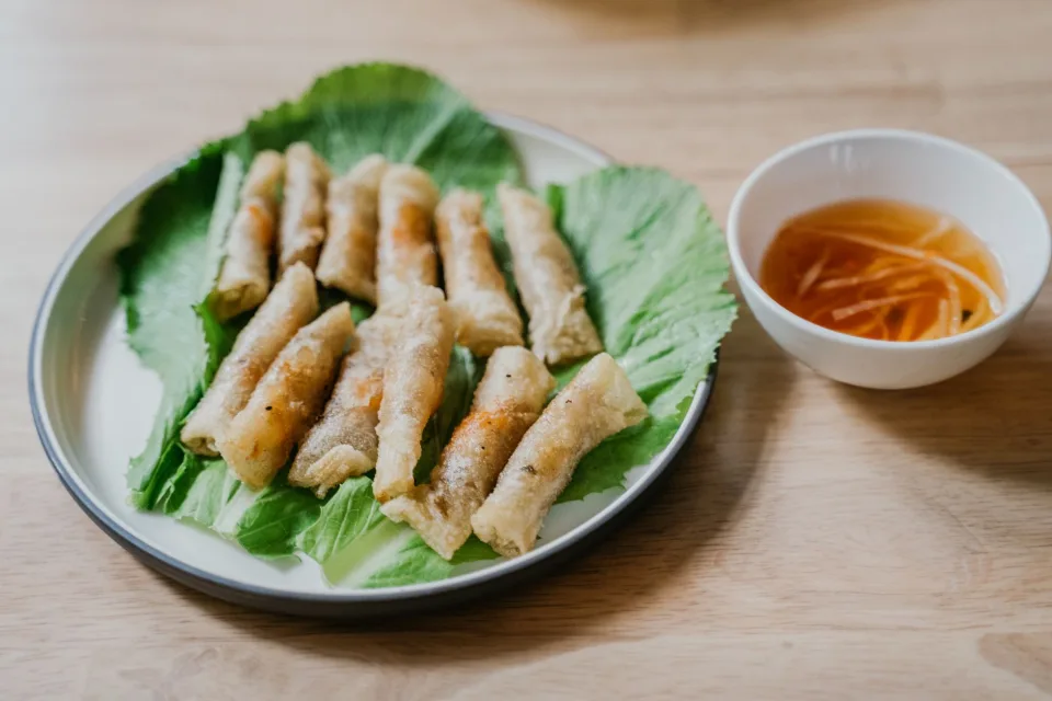 Ly nước pha tại quầy